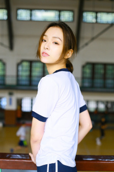 王亮李美诗